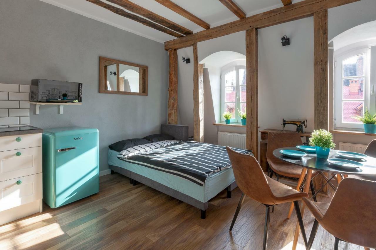 Retro House - StayinWrocław Eksteriør billede