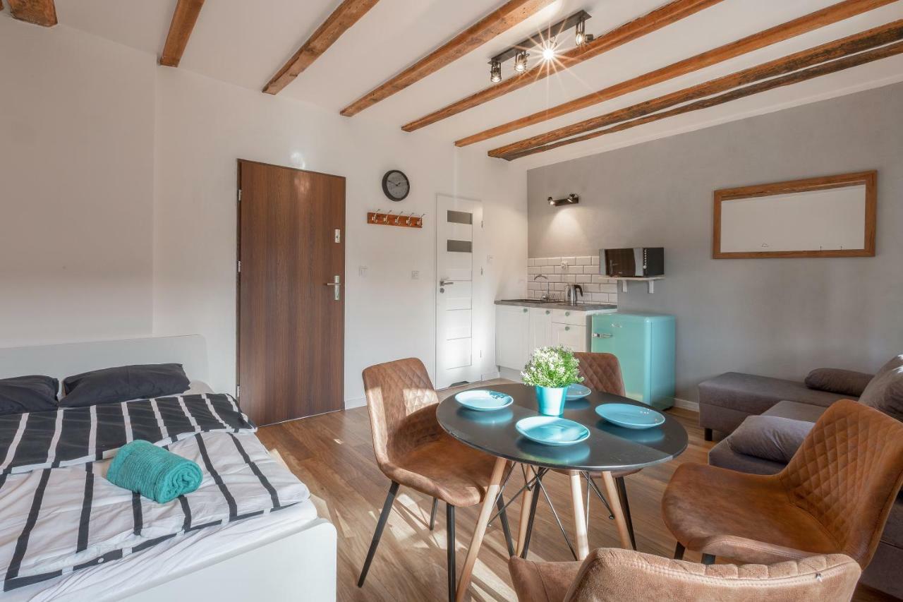 Retro House - StayinWrocław Eksteriør billede
